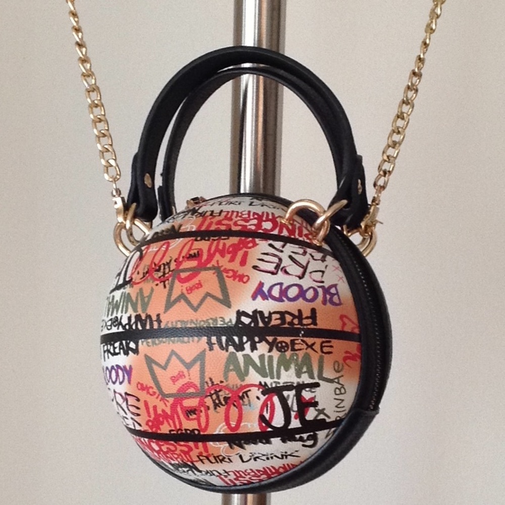 🔥🖤🔥 Cross Body - Graffiti "Ball & Chain" Bag